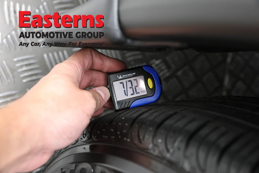 Used 2023 Nissan Rogue SV AWD/4WD image 28
