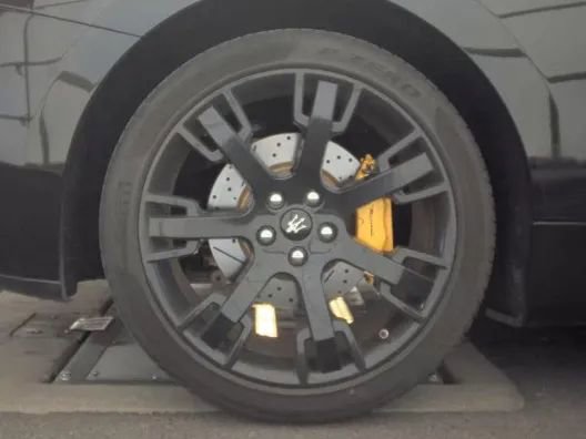 Used 2014 Maserati GranTurismo Sport image 10