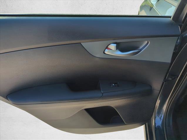 Used 2021 Kia Forte LXS image 22