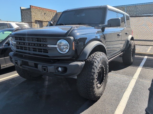 Used 2024 Ford Bronco Black Diamond image 1