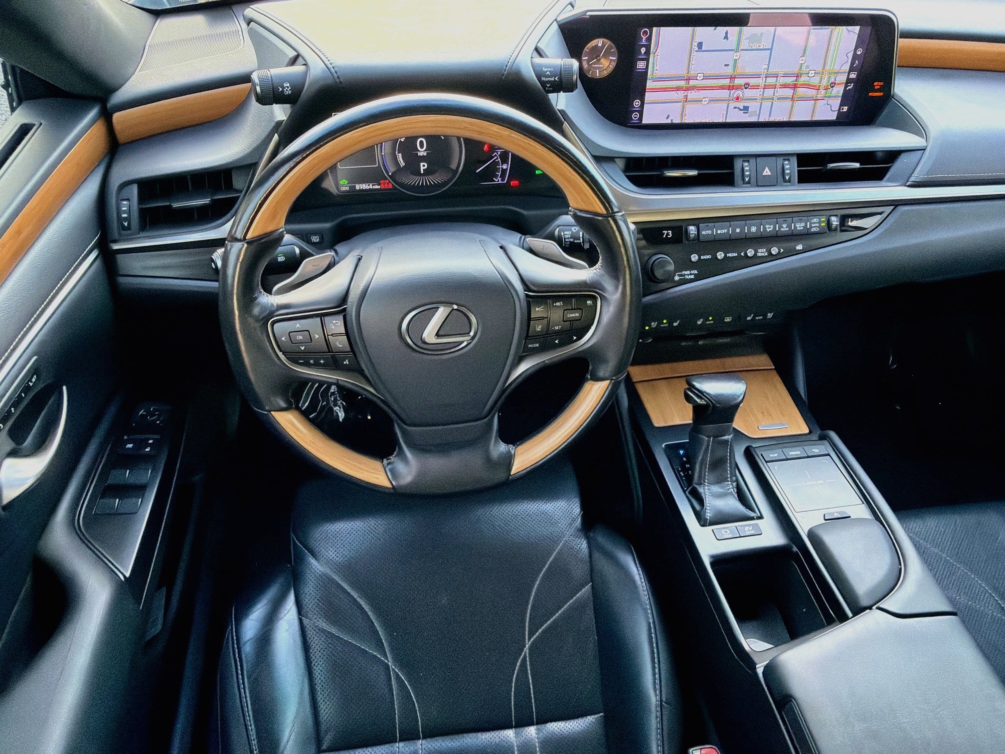 Used 2019 Lexus ES 300h FWD image 17