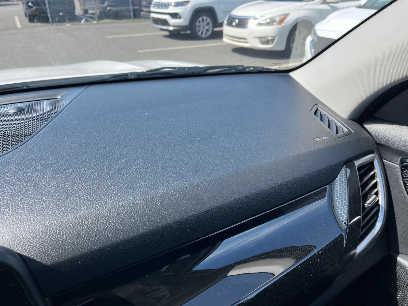 Used 2025 Kia Seltos S FWD image 35
