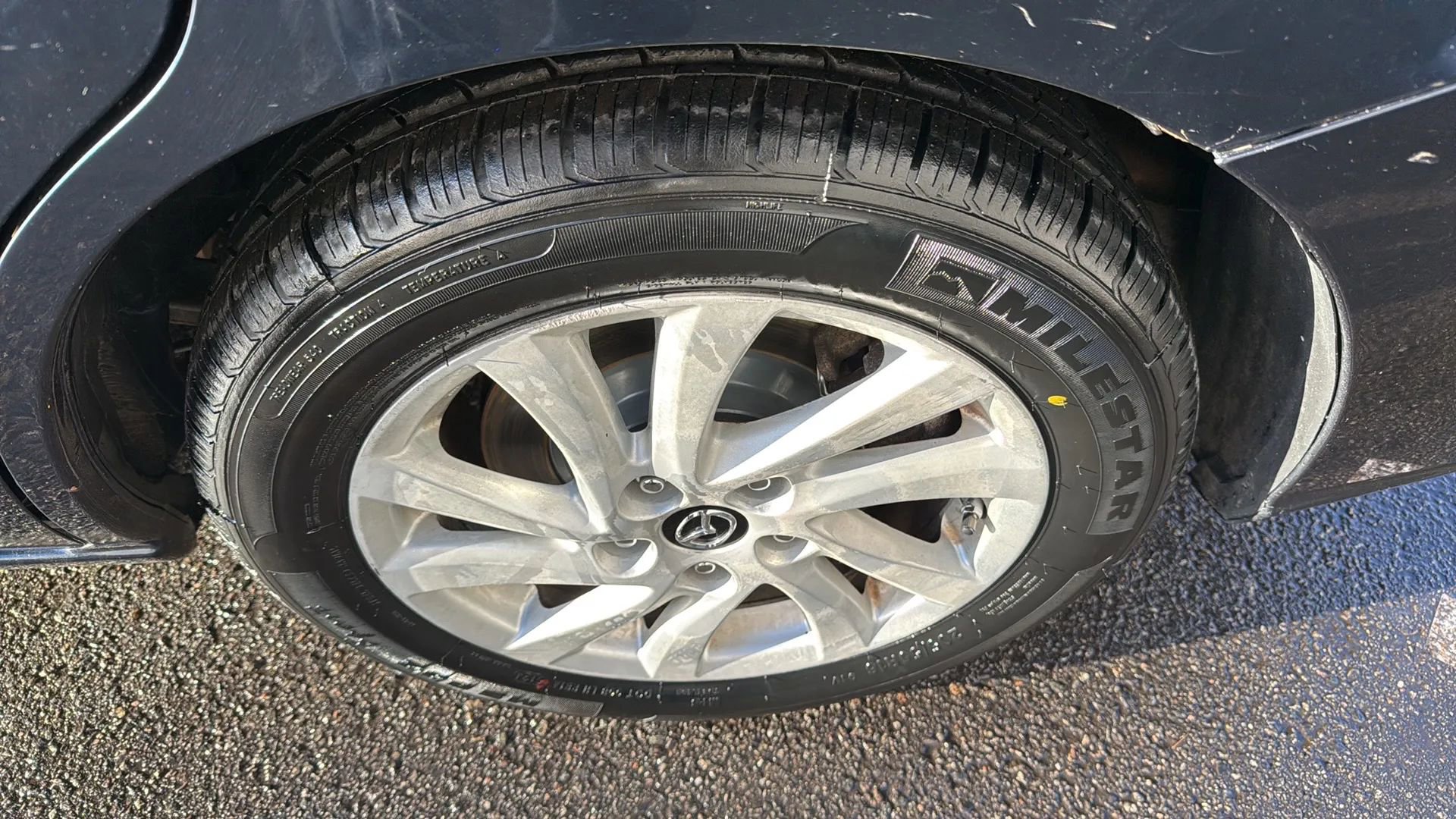 Used 2014 MAZDA MAZDA5 Sport image 9