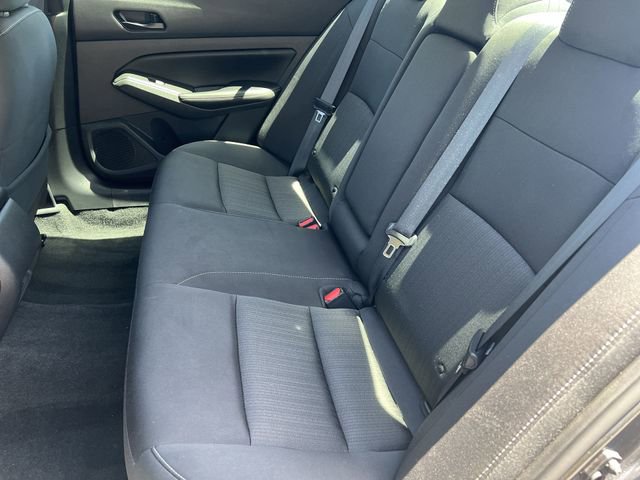 Used 2024 Nissan Altima 2.5 SV FWD image 35