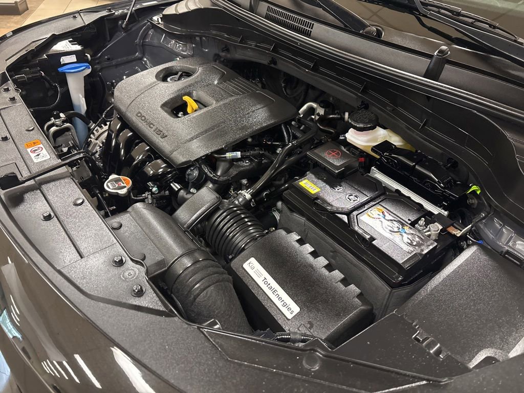 Used 2025 Kia Soul LX FWD image 34