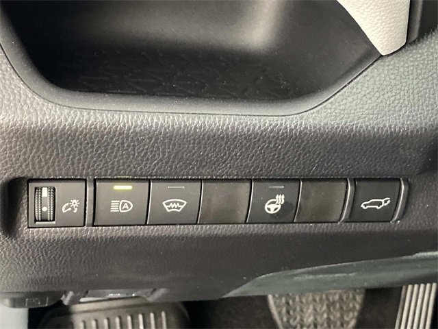 Used 2025 Toyota RAV4 XLE image 15