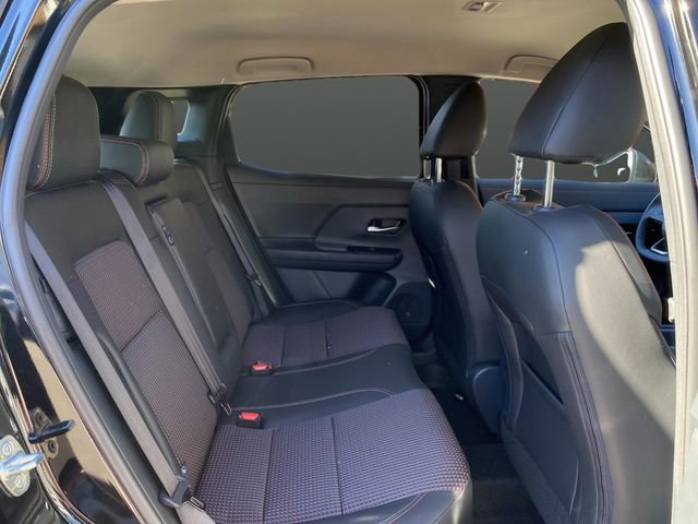 New 2026 Nissan Kicks SR w/ Cold Weather Package image 29