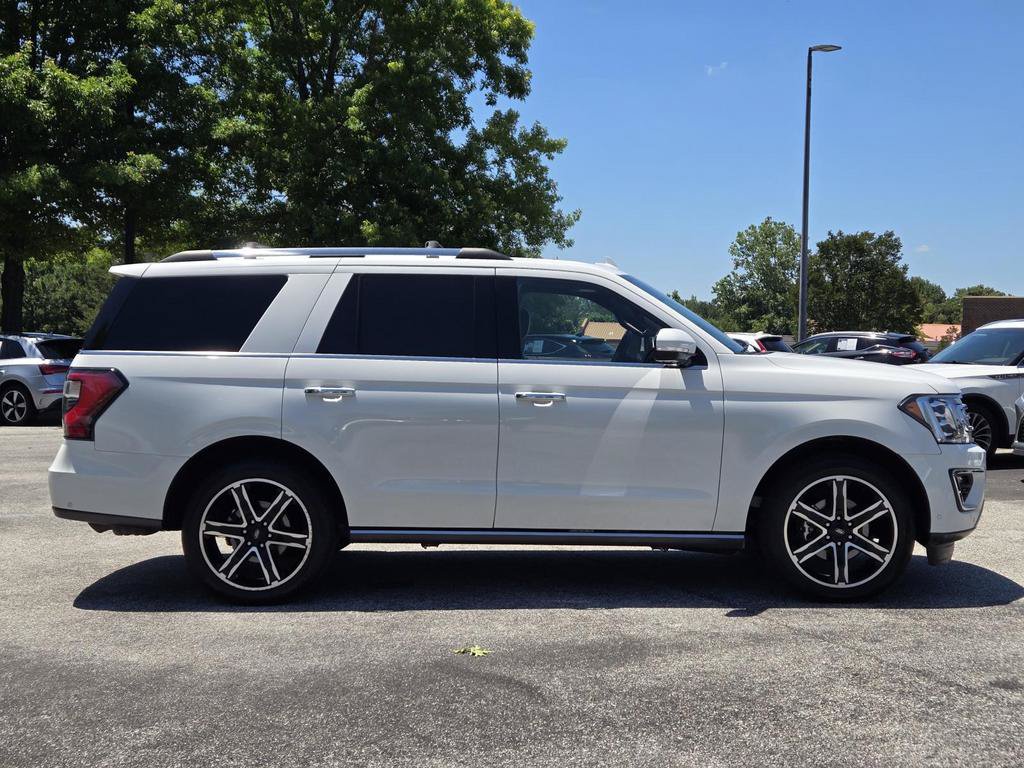 Used 2021 Ford Expedition Limited AWD/4WD image 6