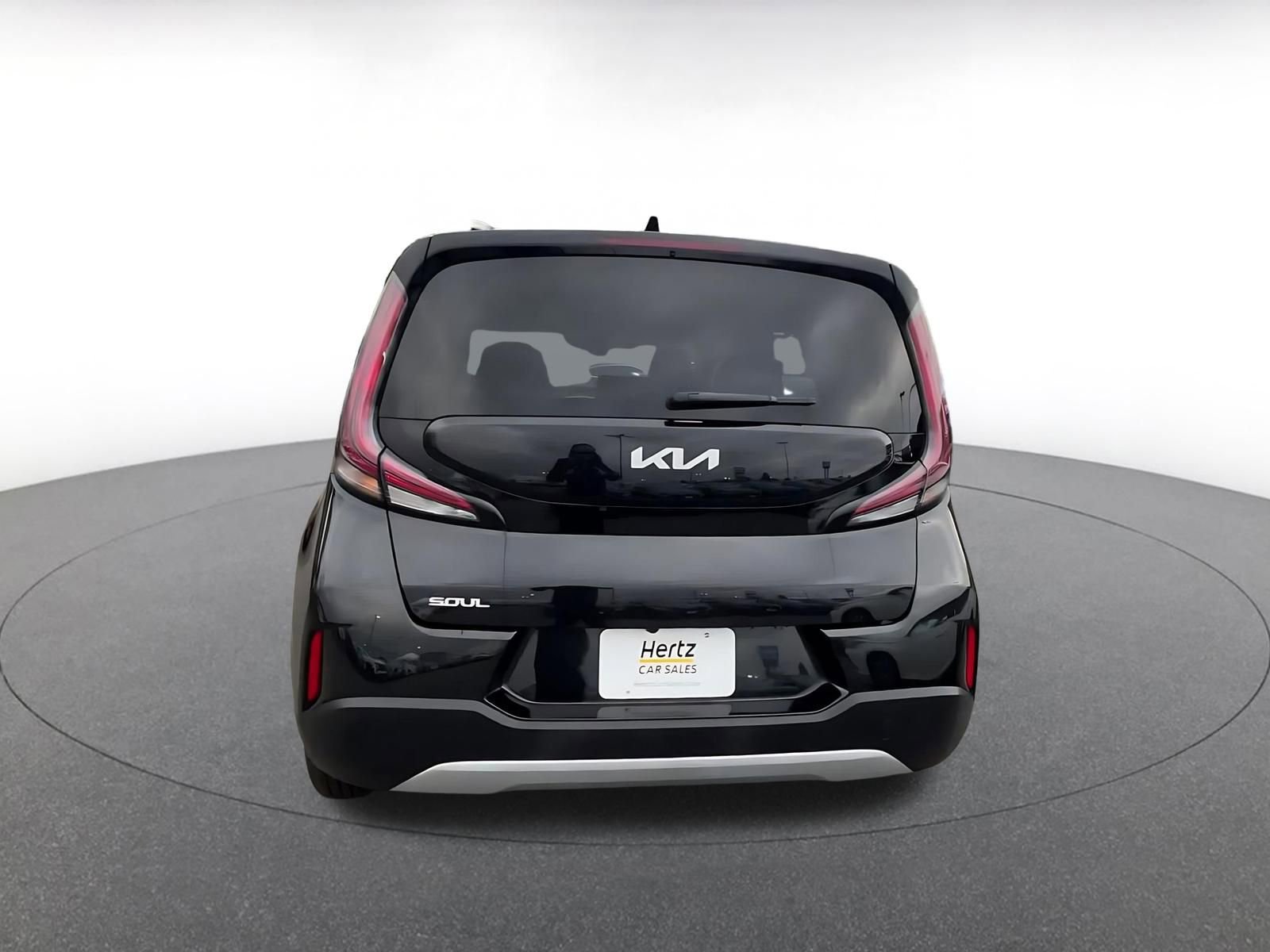 Used 2025 Kia Soul LX w/ LX Technology Package image 12
