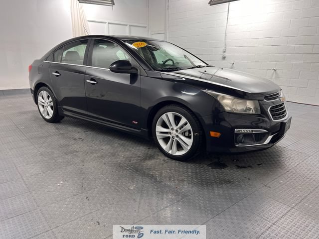 Used 2016 Chevrolet Cruze LTZ w/ Sun, Sound and Sport Package FWD image 3