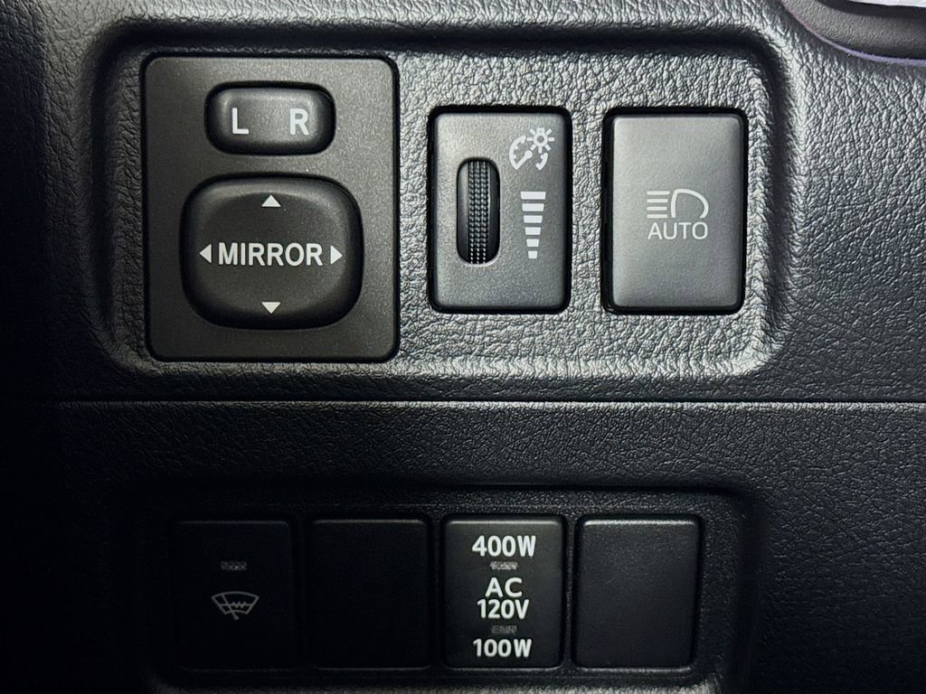 Used 2021 Toyota 4Runner SR5 Premium image 9