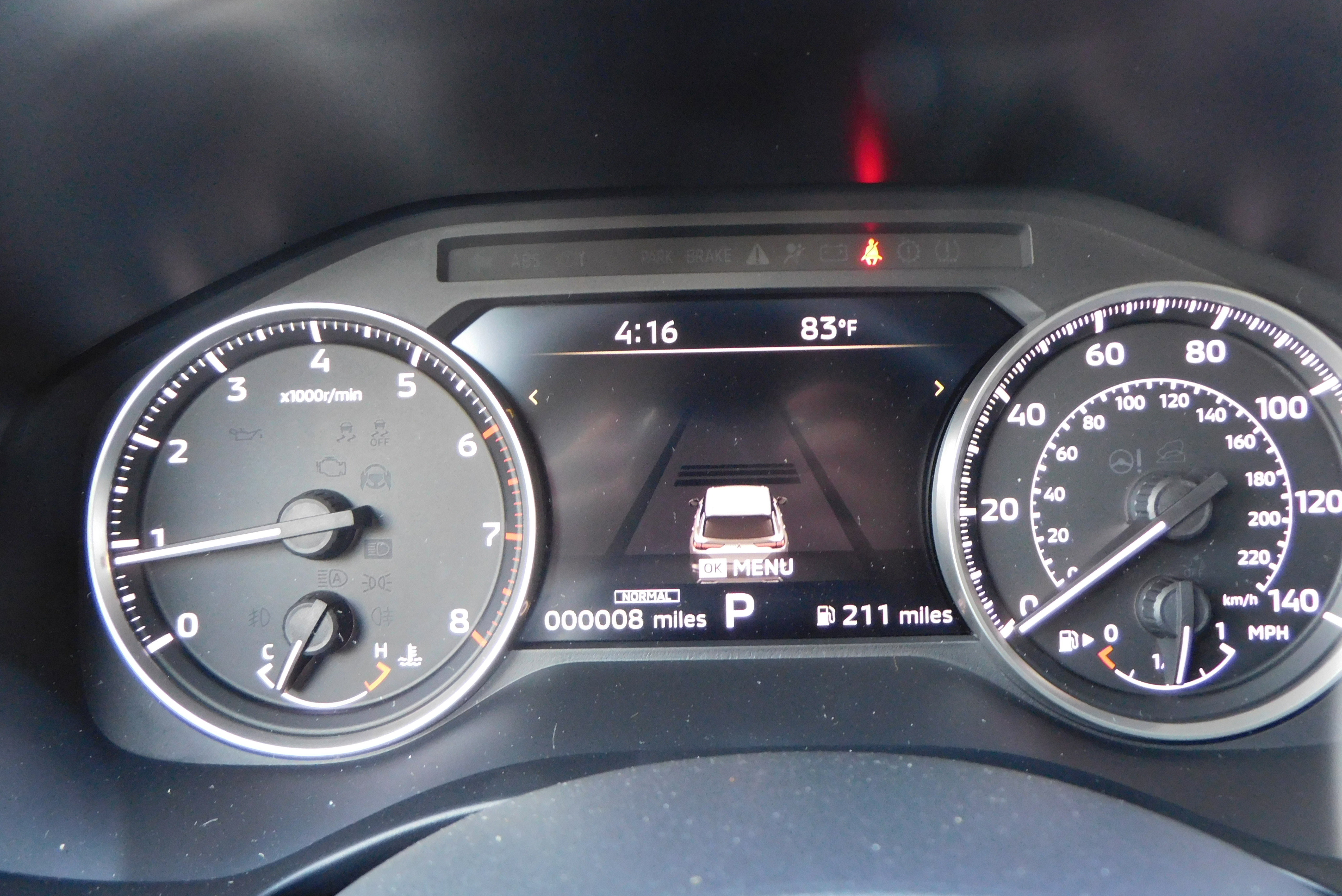 New 2025 Mitsubishi Outlander SE image 11