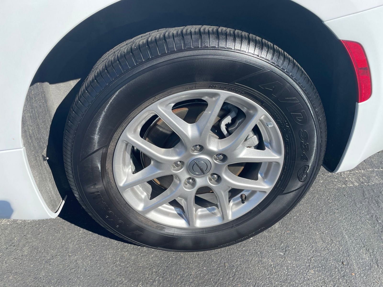 Used 2025 Chrysler Pacifica Select image 27