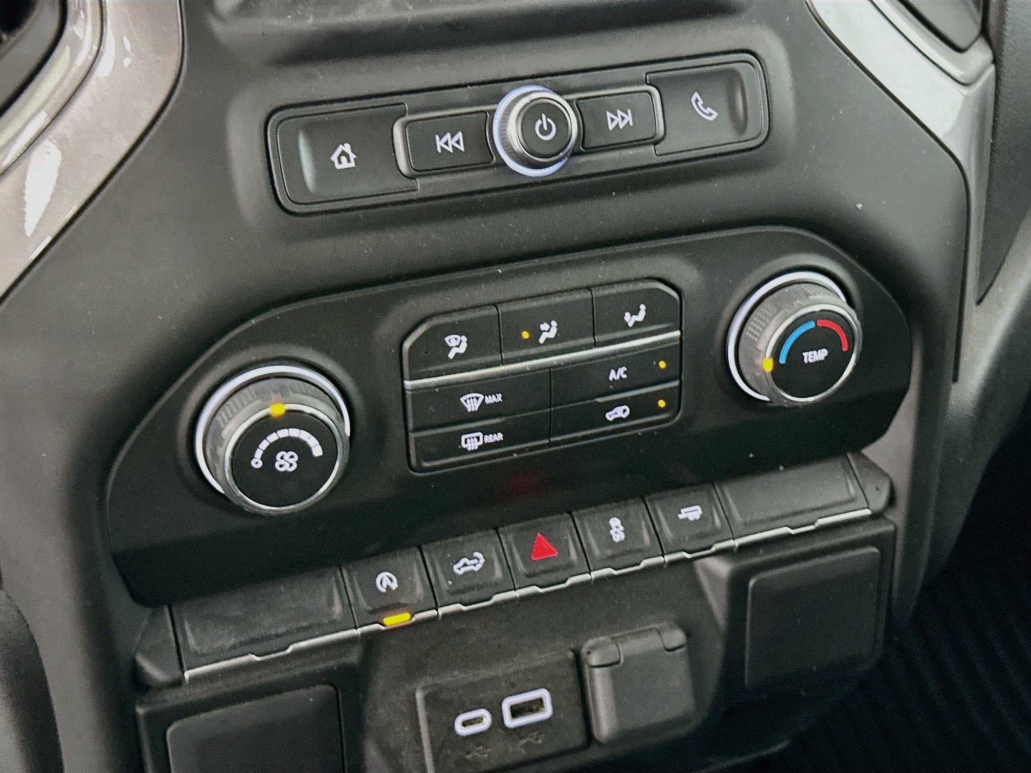 Used 2022 Chevrolet Silverado 1500 Custom RWD image 22