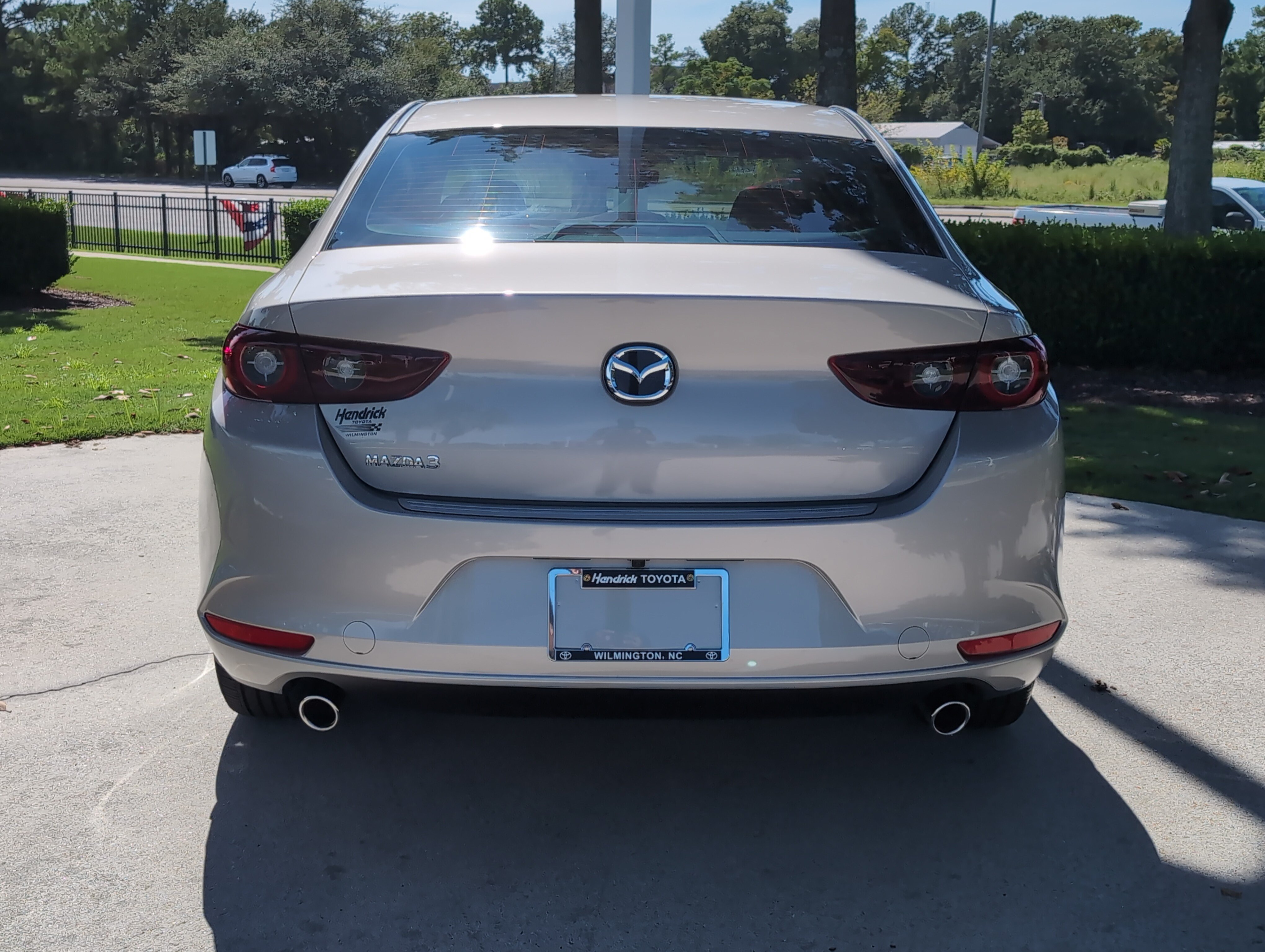 Used 2026 MAZDA MAZDA3 2.5 S Sedan w/ Preferred Pkg FWD image 9