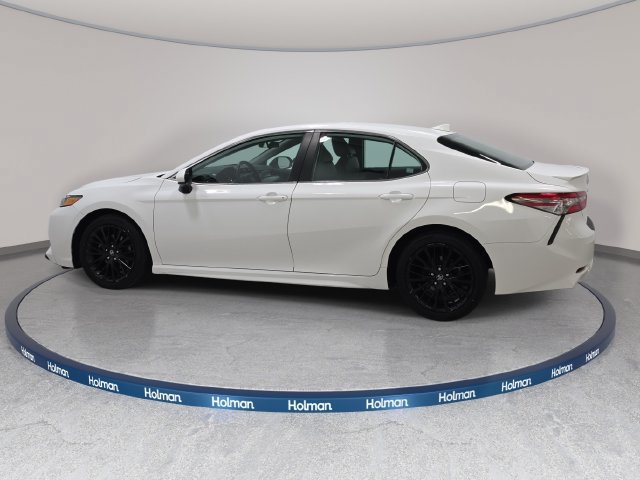 Used 2019 Toyota Camry SE FWD image 9