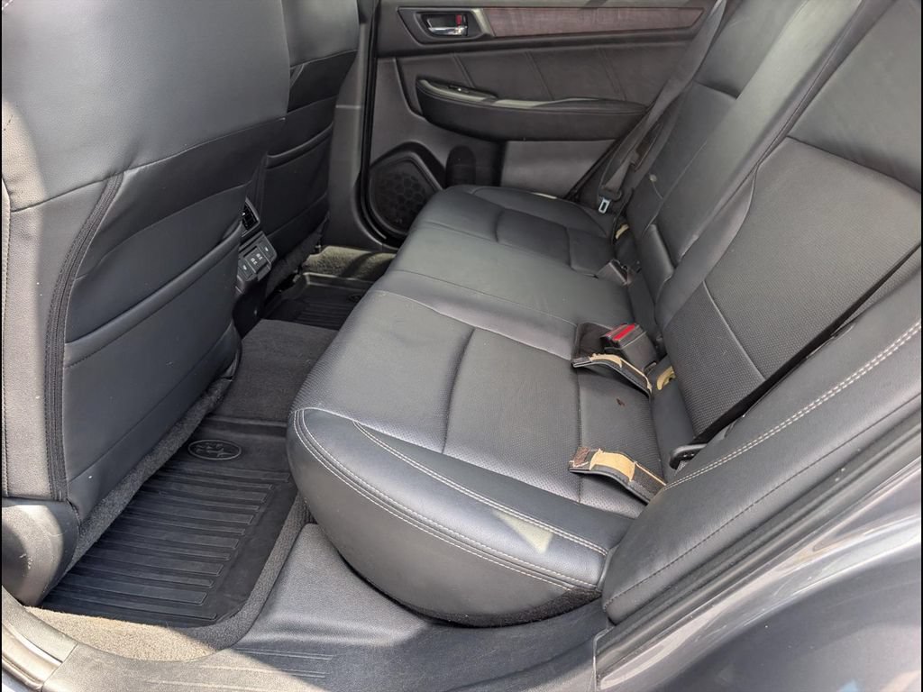 Used 2019 Subaru Outback 3.6R Limited w/ Popular Package #2 AWD/4WD image 13