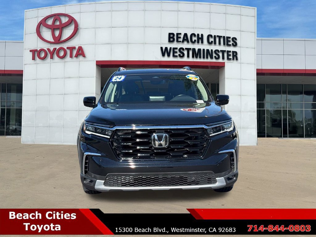 Used 2024 Honda Pilot Touring image 4