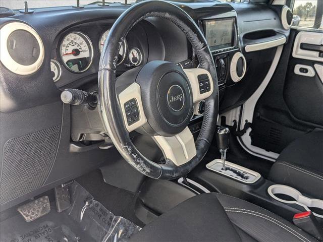 Used 2018 Jeep Wrangler Unlimited Sahara w/ Connectivity Group image 10