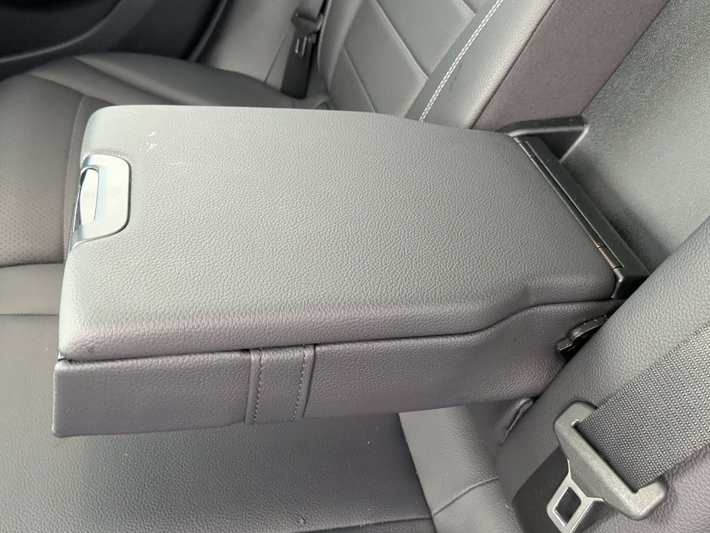Used 2020 Mercedes-Benz GLC 300 image 34