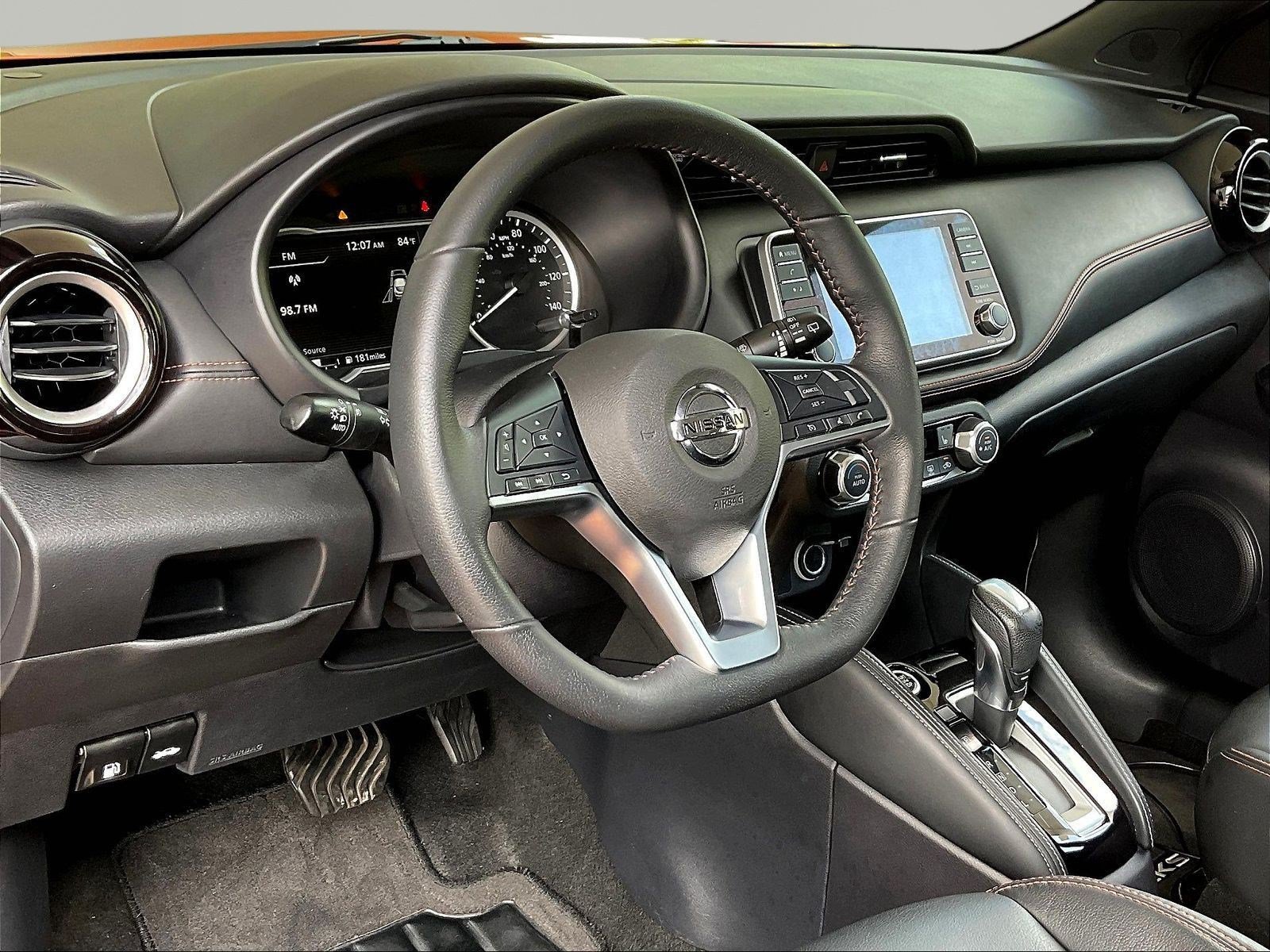 Used 2020 Nissan Kicks SR w/ SR Premium Package FWD image 16