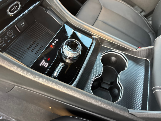 New 2027 Jeep Grand Cherokee Limited AWD/4WD image 26