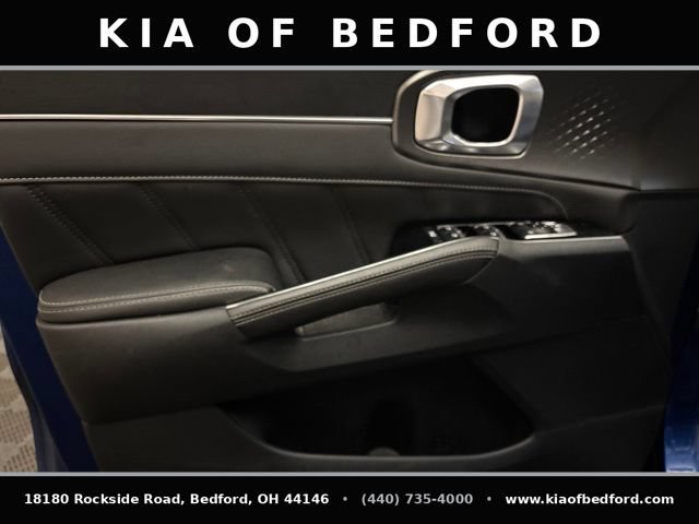 Certified 2023 Kia Sorento SX FWD image 12
