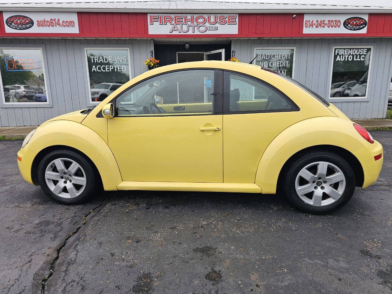 Used 2007 Volkswagen Beetle Coupe w/ Package 1 FWD image 9
