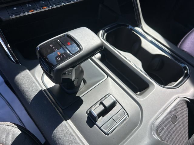 Used 2024 GMC Sierra 1500 AT4 w/ AT4 Premium Package image 26