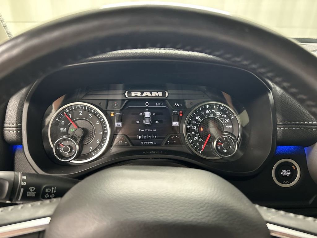 Used 2022 RAM 1500 Laramie AWD/4WD image 13