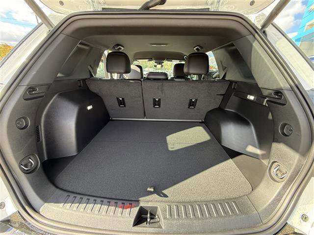 New 2026 GMC Terrain AT4 w/ Convenience Package III image 26