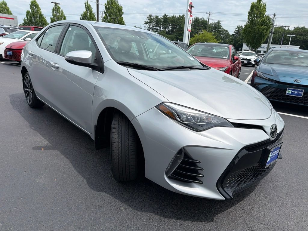 Used 2017 Toyota Corolla SE w/ Carpet Mat Package (TMS) FWD image 3