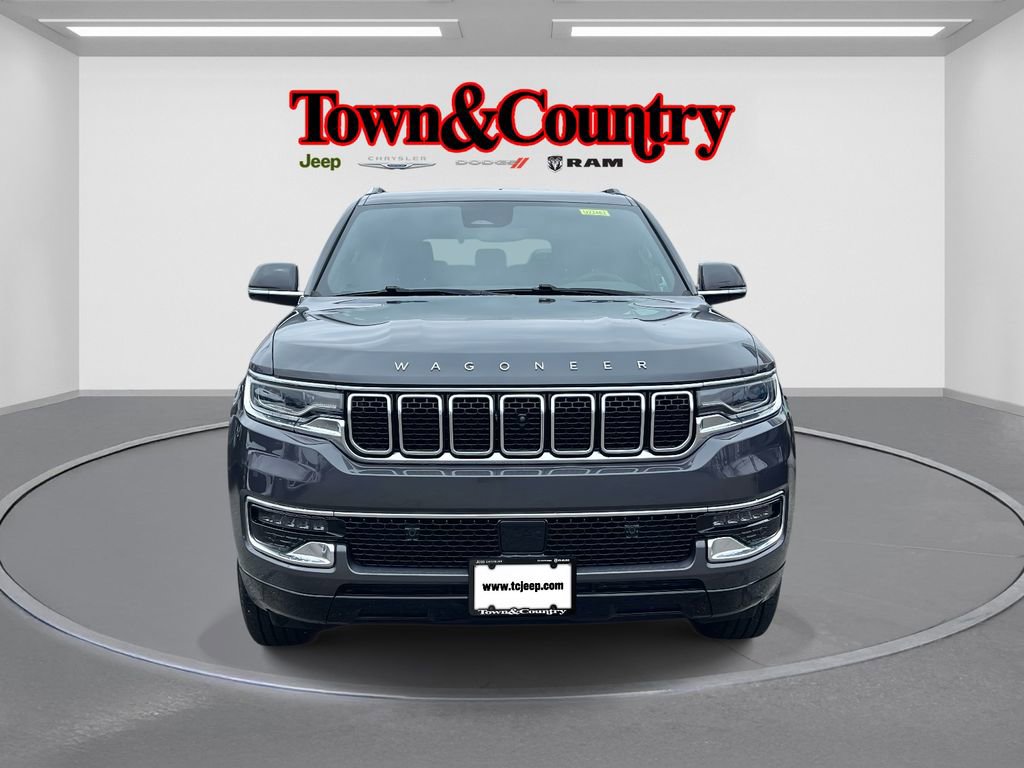 Used 2022 Jeep Wagoneer Series I w/ Convenience Group I AWD/4WD image 3