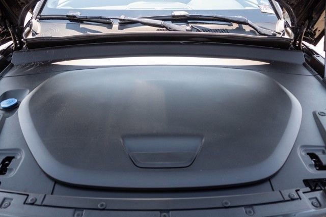 Used 2024 Volvo C40 P8 Recharge Plus w/ Climate Package image 28