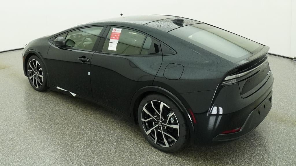 New 2026 Toyota Prius Plug-In Hybrid FWD image 5