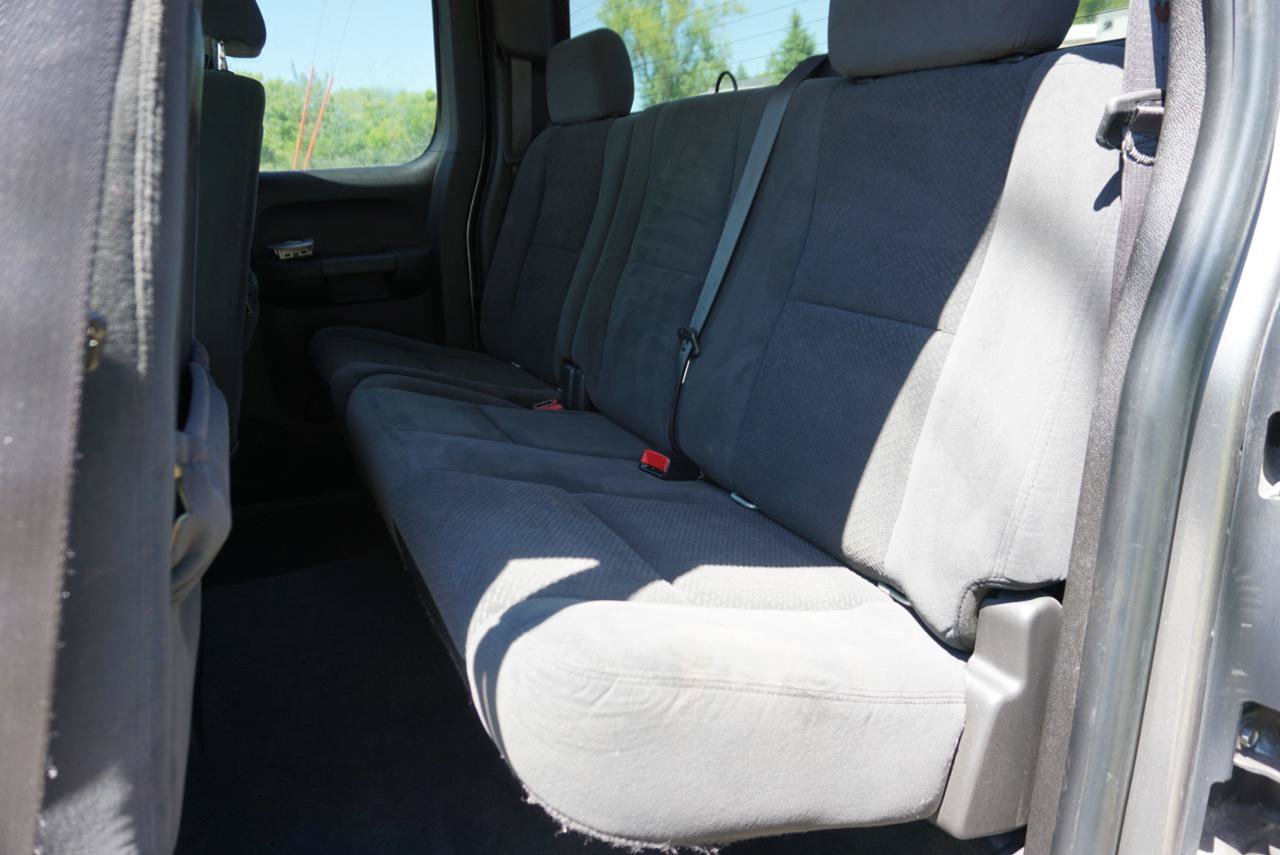 Used 2008 Chevrolet Silverado 1500 LT w/ Power Pack Plus AWD/4WD image 14