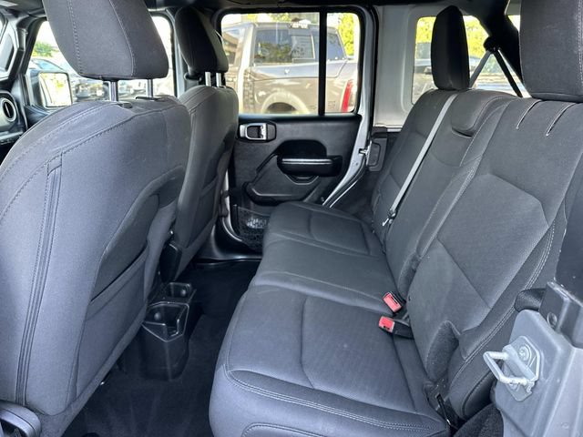 Used 2018 Jeep Wrangler Unlimited Sport S AWD/4WD image 18