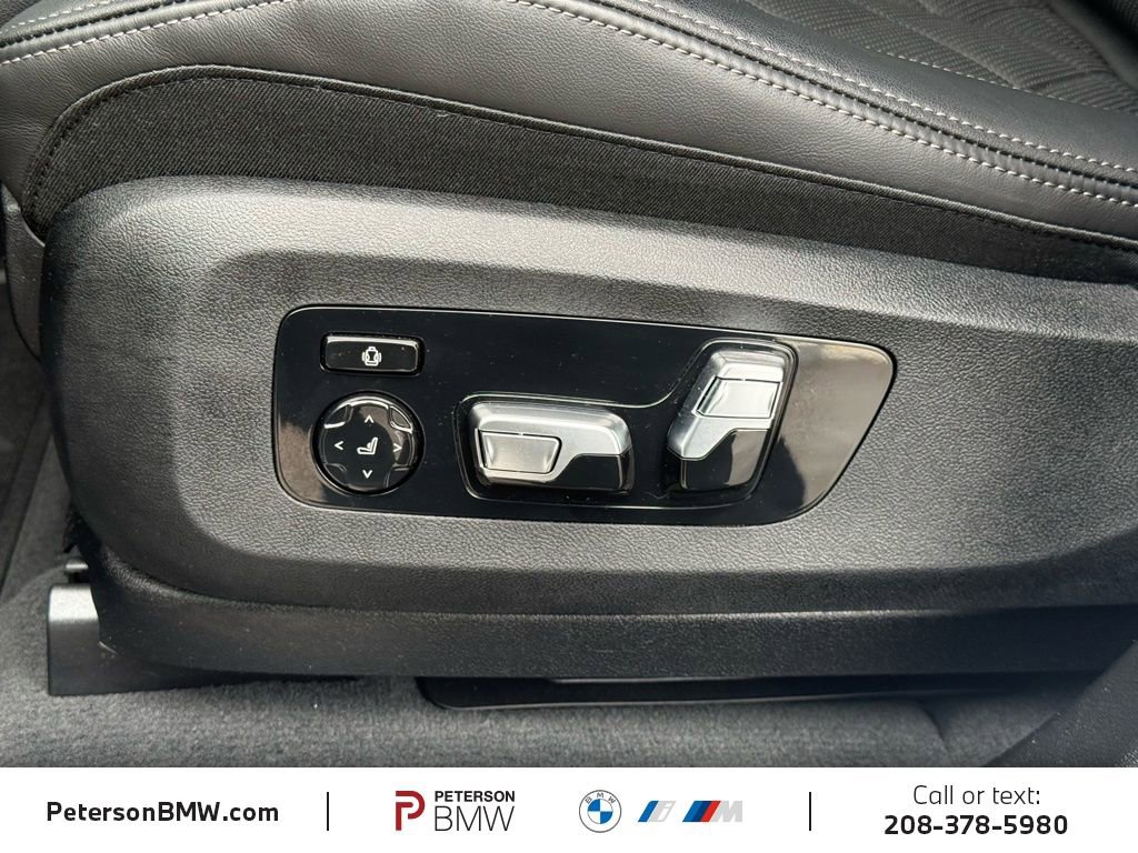 Used 2025 BMW X5 M60i image 12
