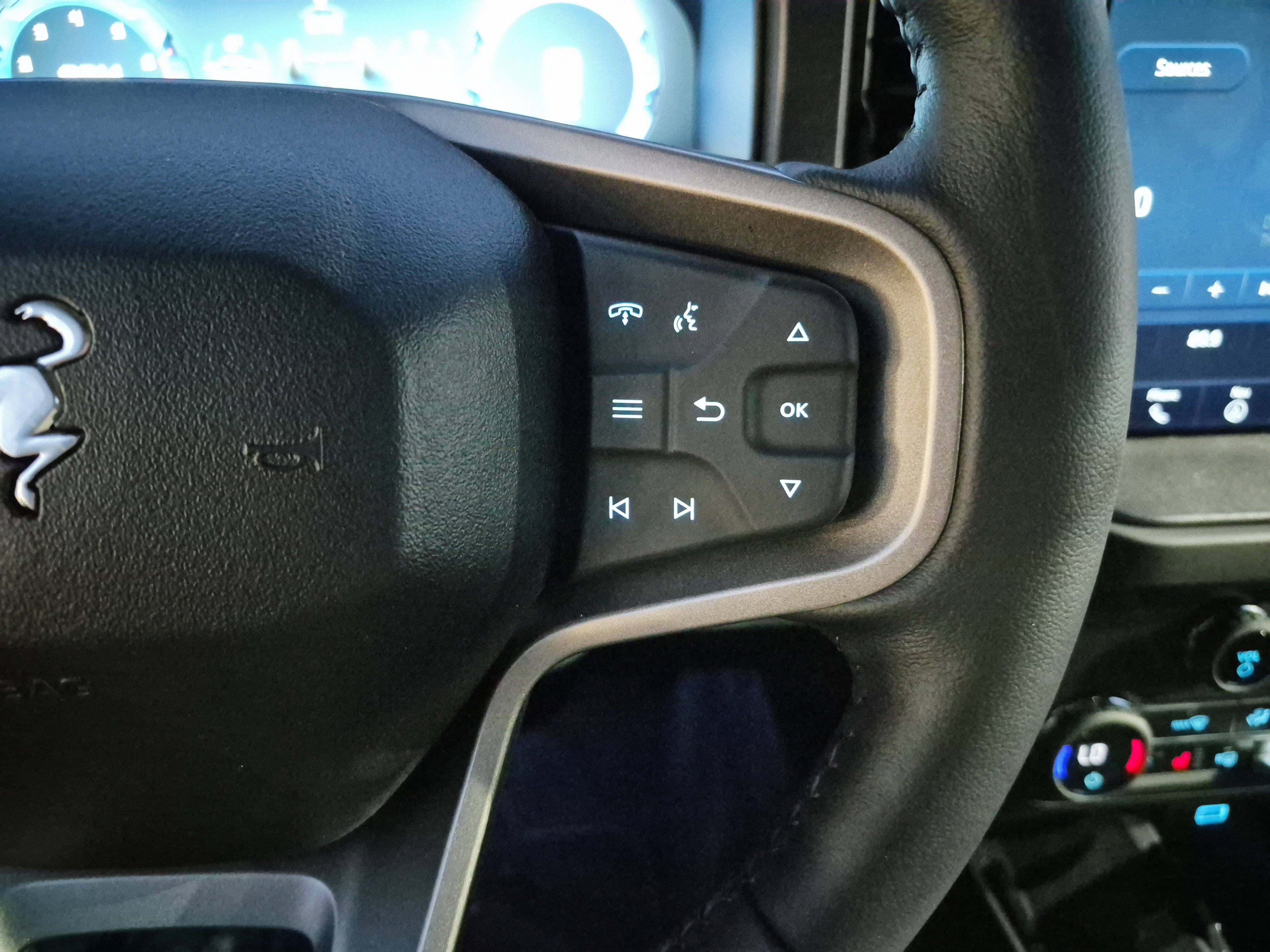 New 2025 Ford Bronco Badlands image 26