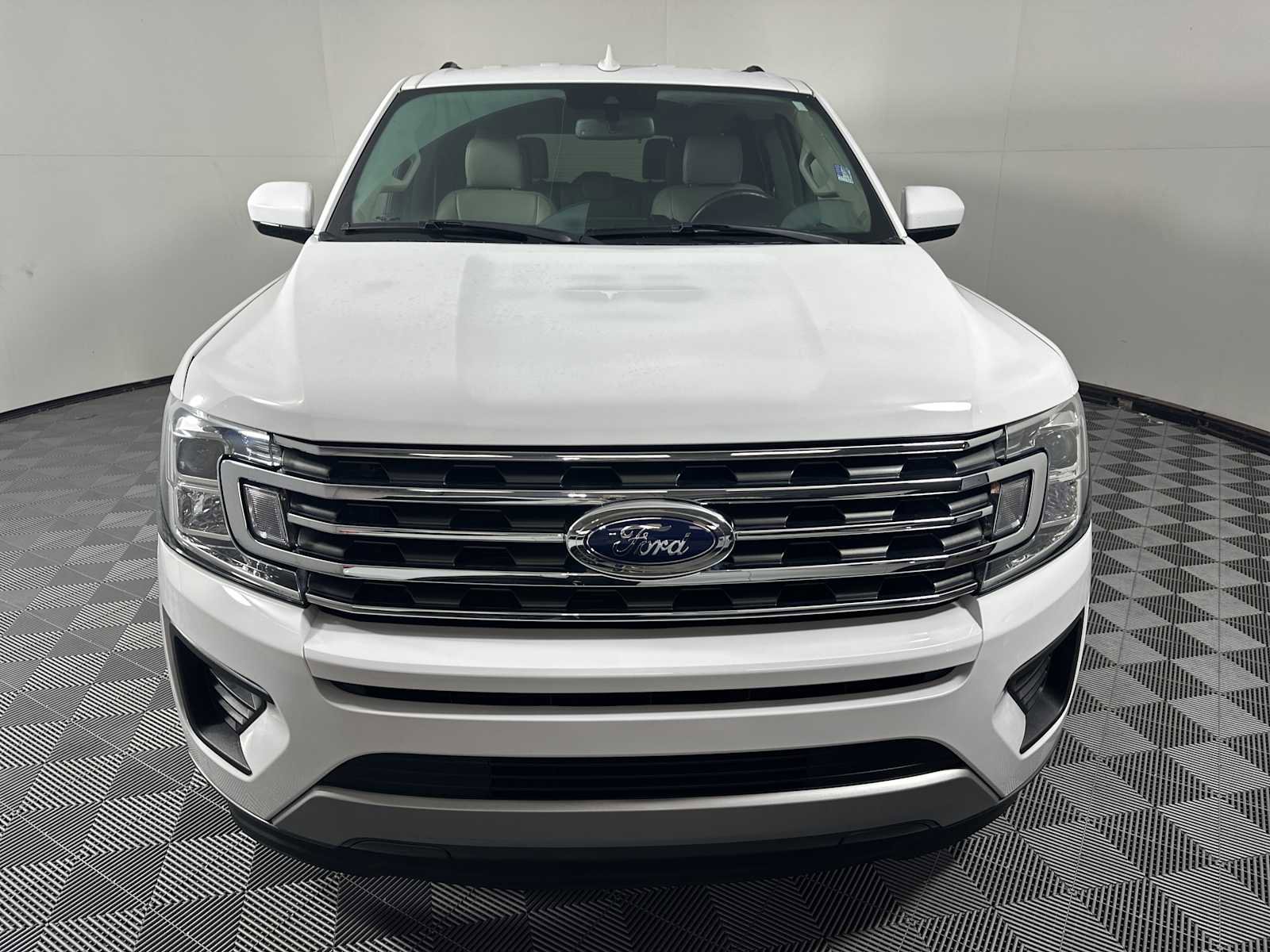 Certified 2020 Ford Expedition XLT image 2