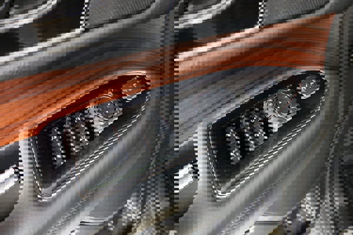 Used 2023 Lincoln Navigator Reserve image 24