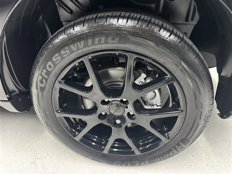 Used 2017 Dodge Journey SXT w/ Blacktop Package image 18