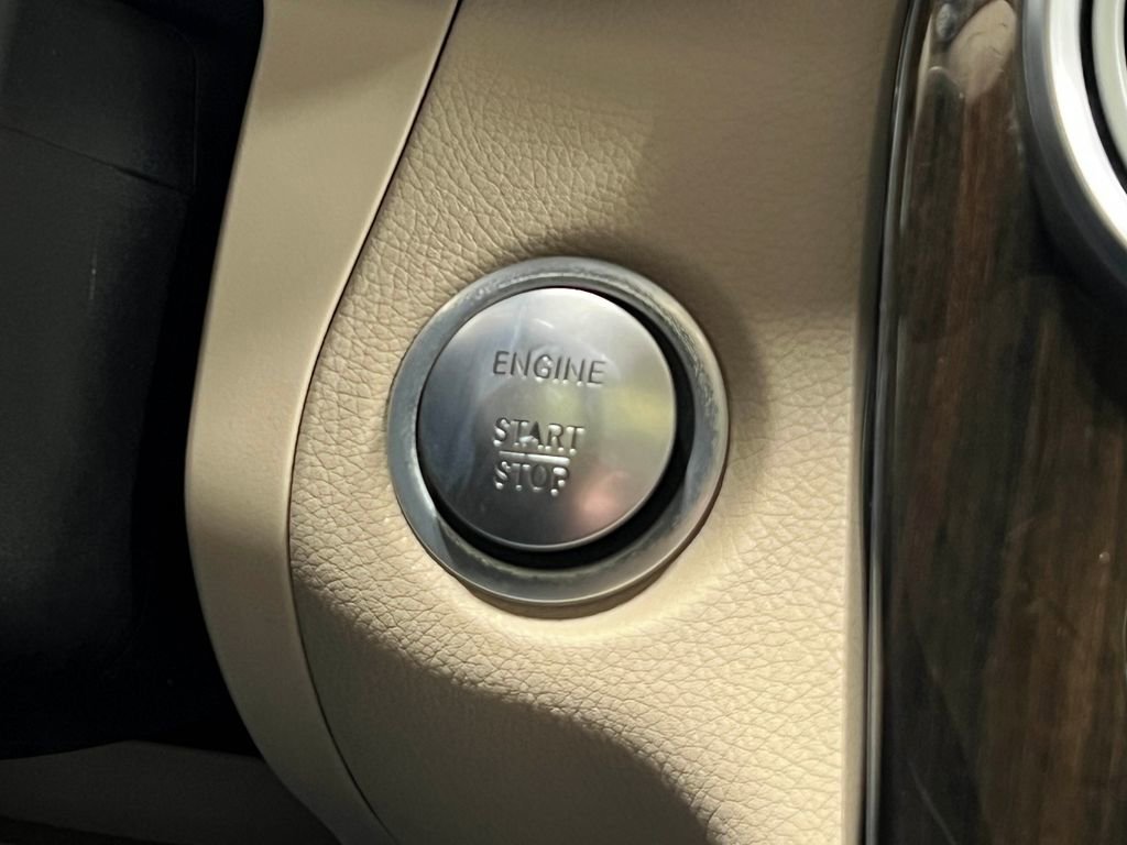 Used 2018 Mercedes-Benz GLC 300 image 20