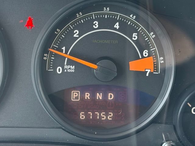 Used 2016 Jeep Patriot Latitude FWD image 18