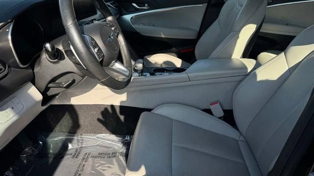 Used 2023 Genesis G70 2.0T image 30