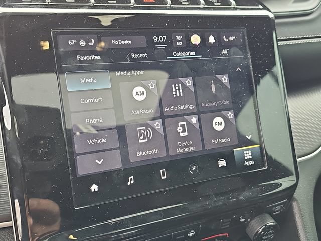 Used 2025 Jeep Grand Cherokee L Laredo w/ Luxury Tech Group I RWD image 18