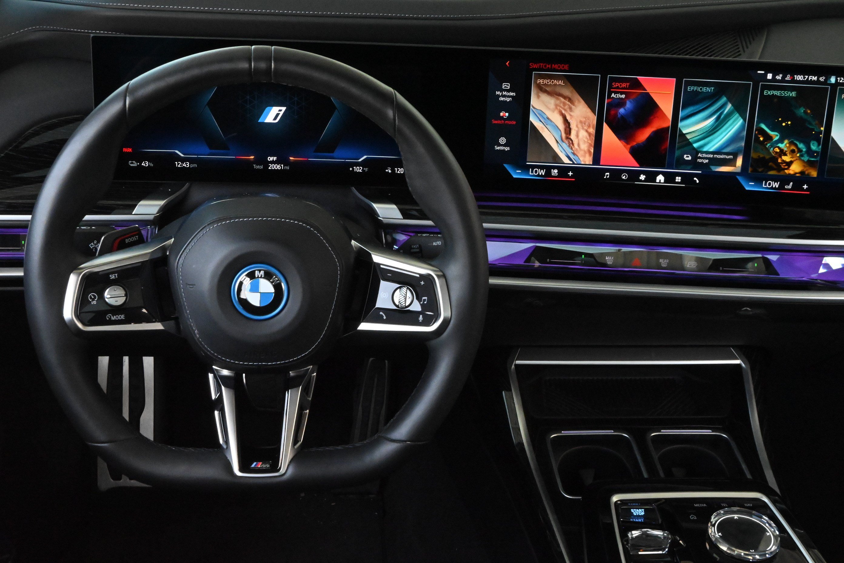 Certified 2024 BMW i7 eDrive50 w/ M Sport Package RWD image 15