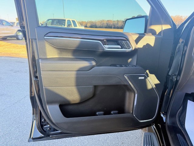 Used 2025 GMC Sierra 1500 SLT w/ SLT Premium Plus Package image 10