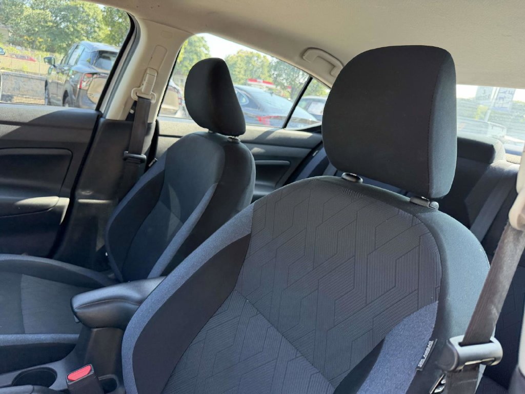 Used 2024 Nissan Versa SV w/ Trunk Package FWD image 17