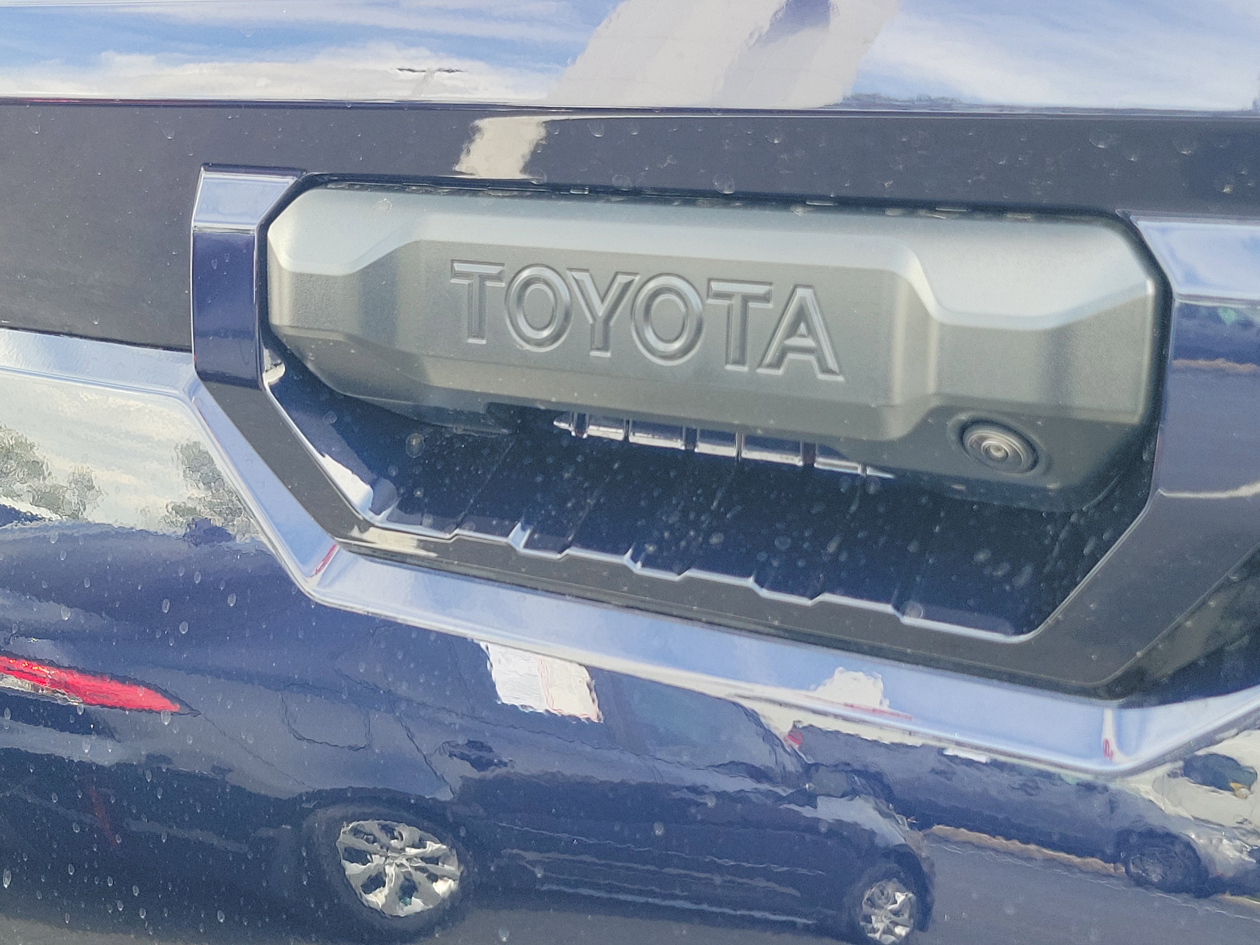 New 2026 Toyota Tundra SR5 AWD/4WD image 7